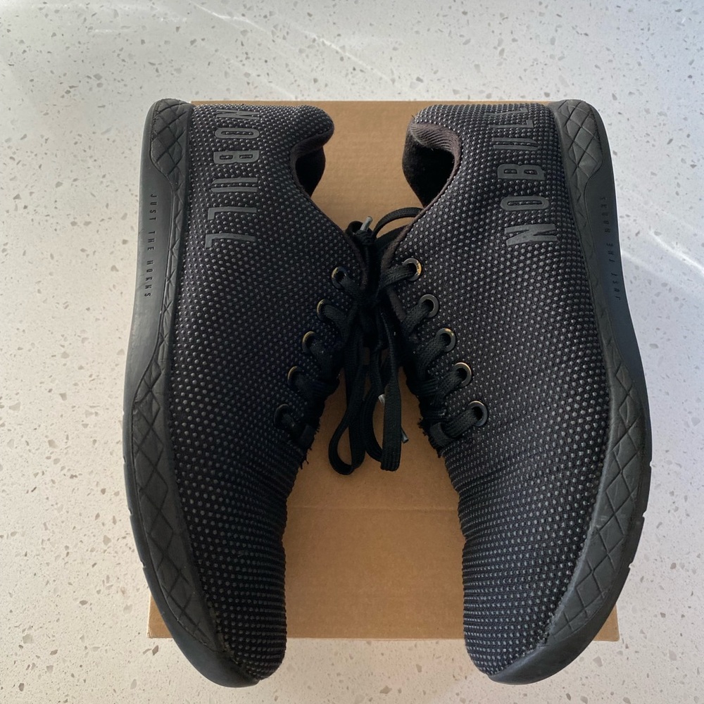 Nobull WOMEN'S BLACK REFLECTIVE WOVEN TRAINER-Size 8